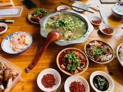 -谢老五跷脚牛肉·非遗传承店