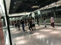 -一兆韦德健身(古美店)