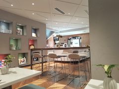 -潮一不贰·法式甜品·生日蛋糕·西式简餐(外滩店)