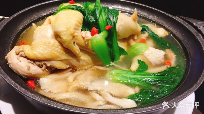 三主粮·精致杭帮菜(五福天星龙店)本鸡煲图片