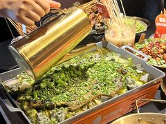 -何师烧烤Pro ·江湖川菜·小龙虾·精酿啤酒(太古里旗舰店)