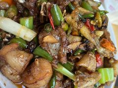 -鸿顺老铁锅美蛙鱼府(解放碑店)