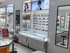 -光明眼镜·蔡司授权(徐泾店)