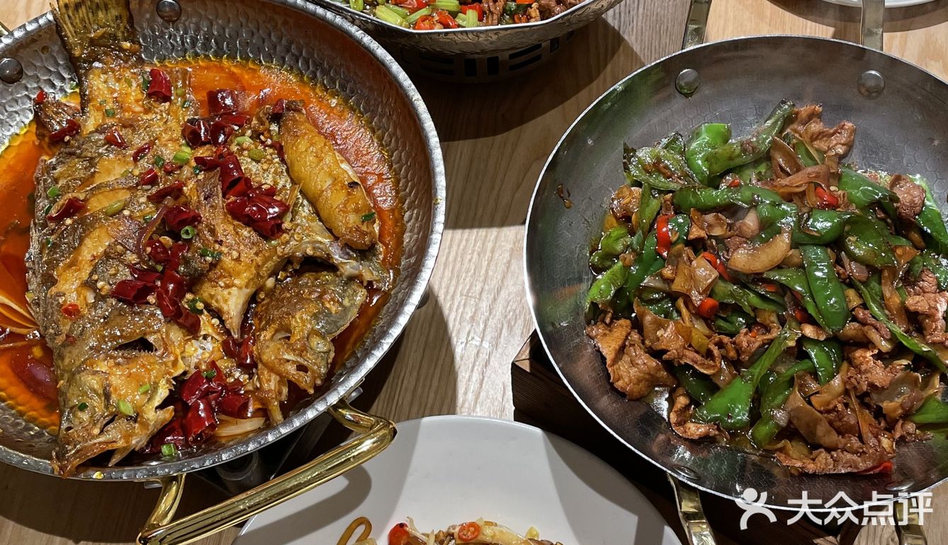 第一次吃这么严谨的湖南菜 太好吃了吧