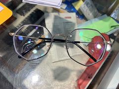 -广州宝岛眼镜武汉和光眼镜市场西区店