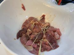 -领鲜现切猪杂火锅(番禺桥南店)