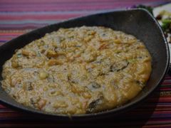 -香巴拉云南餐厅(华莱坞店)