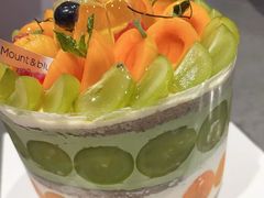 -山与蓝·轻糖鲜果蛋糕(勒泰店)