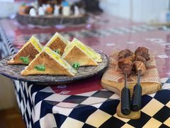 -Rabbit Cafe私房西餐甜点咖啡(栖霞路店)