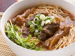 -马德元纯汤牛肉面(太奥广场店)