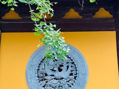 -龙华寺