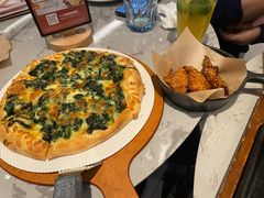 -必胜客(龙之梦购物中心店)