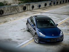 -TESLA 特斯拉(上海太古汇体验店)