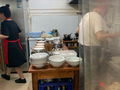 -上海特色小笼店(铁岭路90弄小区店)