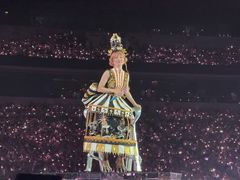 -上海体育场