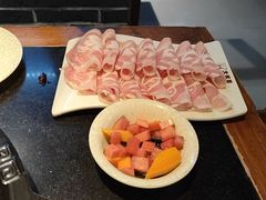 -周周有辣火锅馆(玖耀里店)