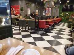 大堂-愉肴麻辣香锅(中山路店)