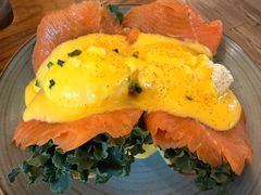 烟熏三文鱼班尼迪蛋-Money Shops(愚园路店)