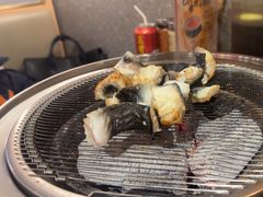 -围炉肉舍•炭烤活鳗•丹东海鲜烤肉(步行街店)