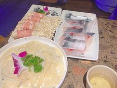 -小龙坎老火锅(鹤伴一路店)