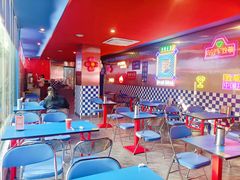 -港式茶餐厅·乒乓室记·谢赛克乒乓球俱乐部