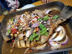 -小小河边鱼(天润城店)