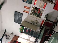 -容里煲仔饭(利丰北路店)