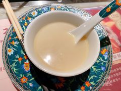 -尚尚仙·酸汤猪手·猪肚鸡火锅(华联万柳购物中心店)