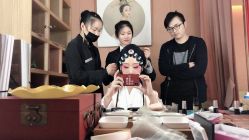 点击看大图 -盘子女人坊古装写真摄影(南京总店)
