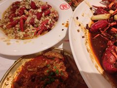-肥肥虾庄·金牌油焖大虾(汉口城市广场店)