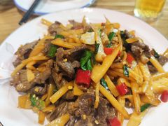 -牛八宝桂林米粉(八里庄店)