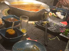 -湊湊火锅·茶憩(打浦桥日月光店)