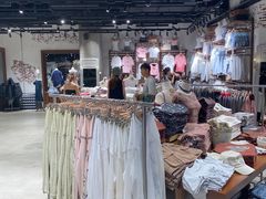 -ONE MOMENT(北京朝外店)