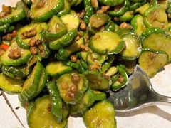 肉沫荷兰脆黄瓜-羲和雅苑•北京烤鸭(平安国际金融中心店)