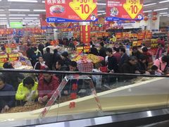 -沃尔玛(前山店)