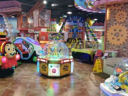 -卡通尼乐园(龙湖六合天街店)