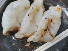 -黄阿姨锅贴大王(万航渡路店)