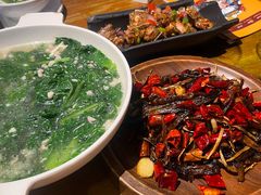 -隔壁老王·家常云南菜(花巷店)