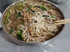 -正宗杨记普洱酸醋米线(总店)