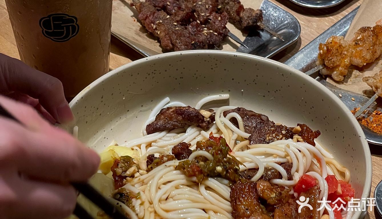 这家店简直把云南搬到了上海