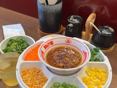 -顺溜·手工刀削面·黑金店(铜锣湾店)