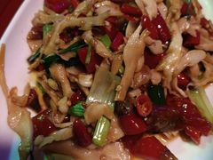 -茅台镇网红溶洞餐厅·茅帮菜馆