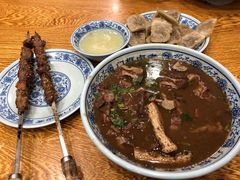 老北京羊肉串-门框胡同百年卤煮(新街口店)