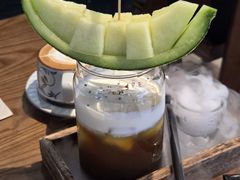 -Mark&Mars Restaurant