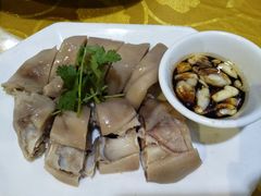 -强记湛江鸡饭店·二十七年老字号(拱北店)