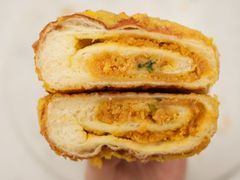 咸蛋超人-富贵面包公司(运河店)