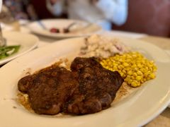 -The Cheesecake Factory(baldwin avenue)