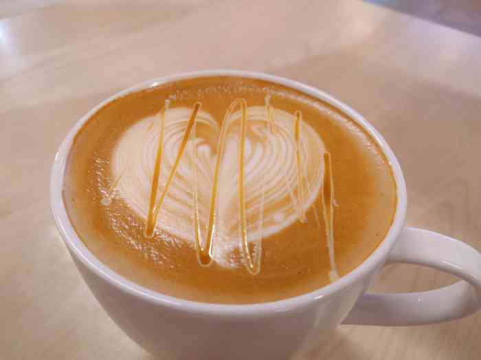 花漾咖啡-"来了以后服务员就问喝什么?之前网友写到的..."-大众点评移