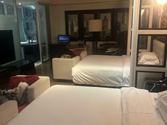 -喜鹊愉家酒店(郑州曼哈顿博览中心地铁站店)