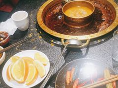 -渝里重庆火锅(航天城店)